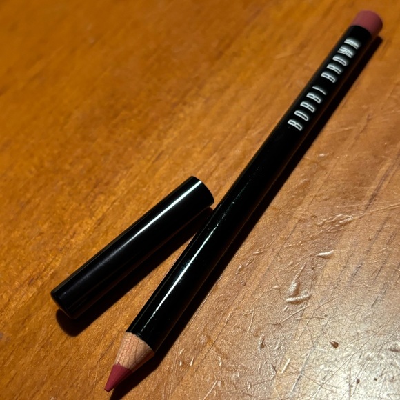 Bobbi Brown Lip Pencil Lip Liner Rose - Picture 5 of 16